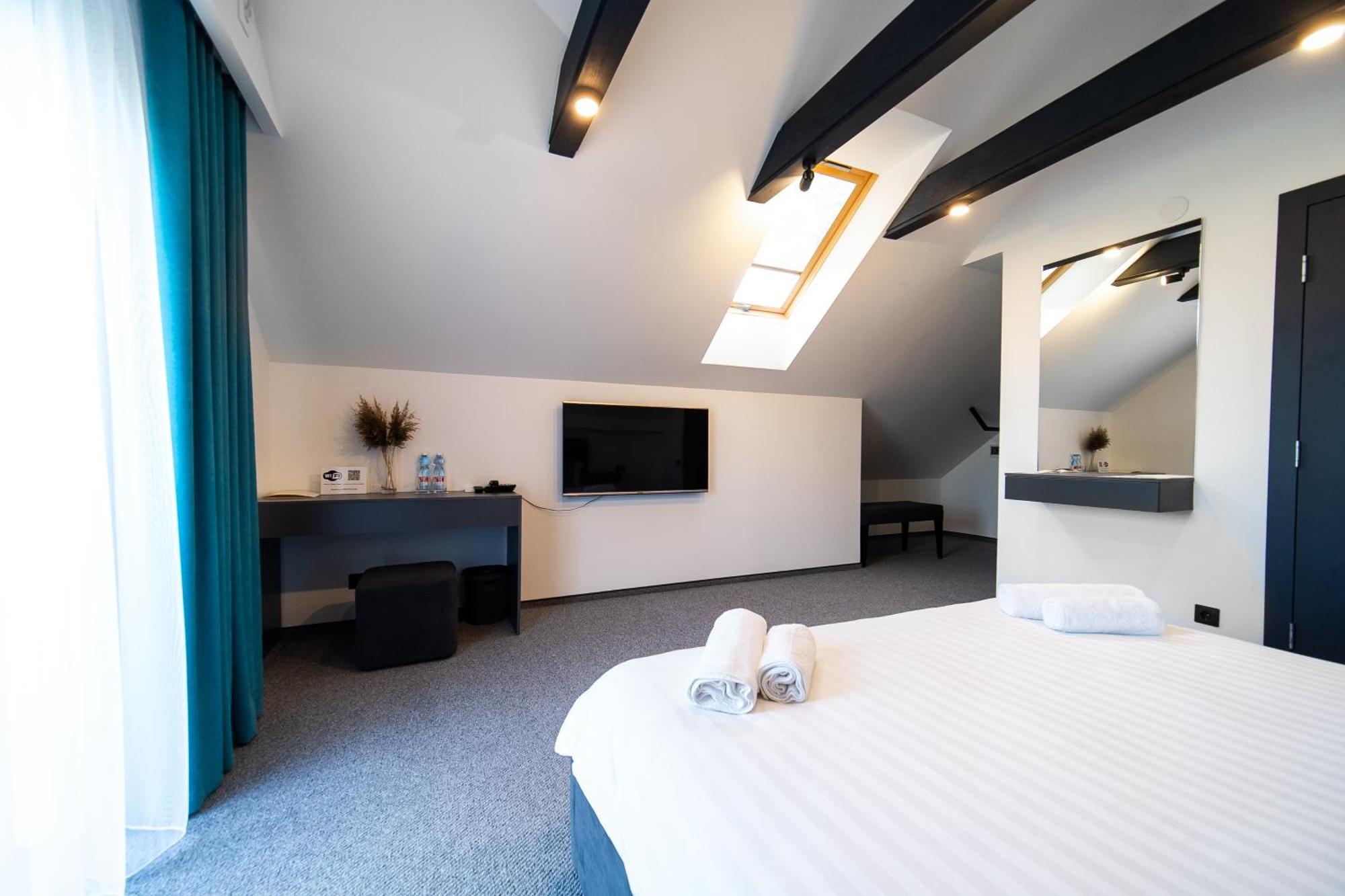 Royal Wood Hotel Rokytne  Dış mekan fotoğraf